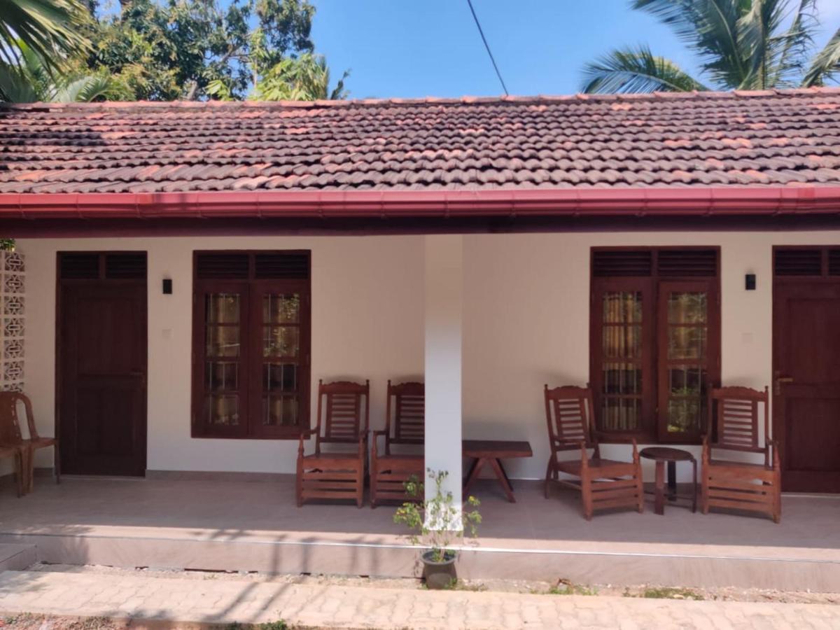 Medawatta Villa Mirissa Exterior photo